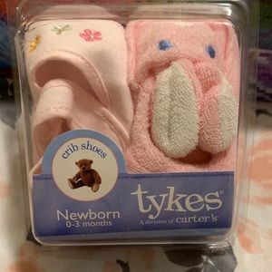 Carter's Tykes newborn shoes